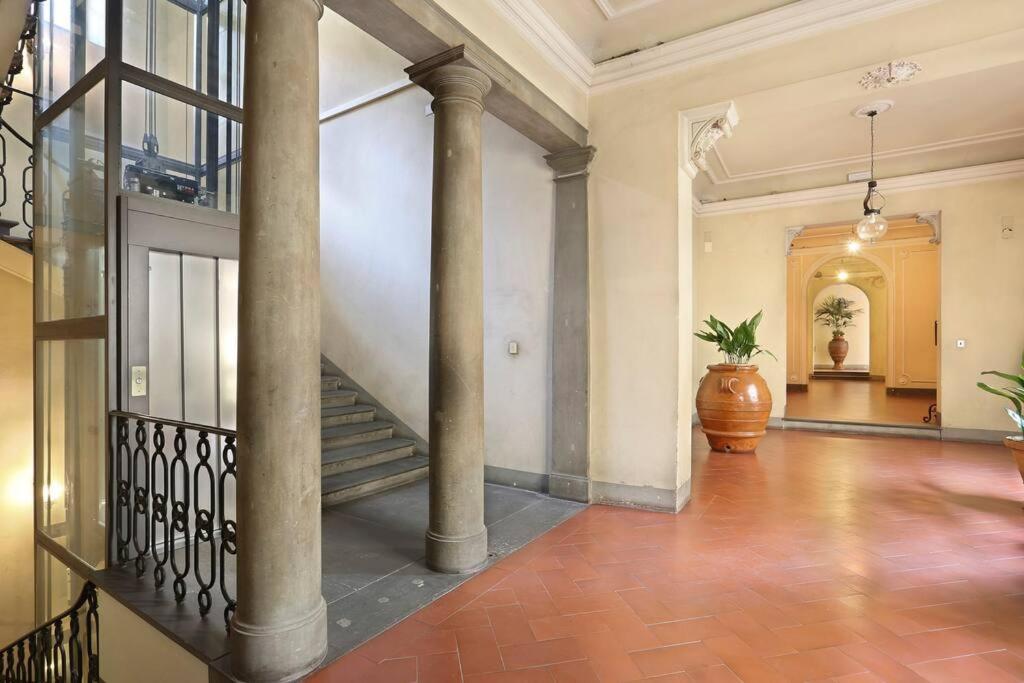 Palazzo Borghese 2 Bedroom フィレンツェ エクステリア 写真